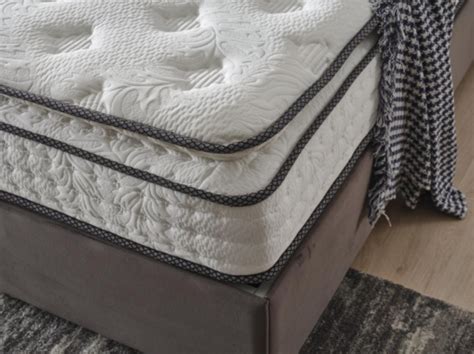 pocket 3000 pillow top mattress.